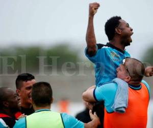 Francisco el Kalimba López celebra la primera anotación con la que Potros salió campeón del Clausura.