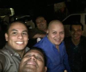 El periodista Ricardo Matute compartió varias fotografías en las que aparecía con su colega Igor Padilla en la cobertura noticiosa (Foto: Ricardo Matute Facebook / EL HERALDO Honduras / Noticias de Honduras )