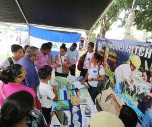 La actividad tuvo lugar el lunes en el Parque Central de Tegucigalpa. Fotos: Efraín Salgado/EL HERALDO