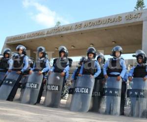 Los estudiantes que mantenían tomadas las instalaciones fueron desalojados el día viernes.