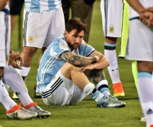 Messi renunció a la selección argentina en junio pasado, al perder la final de la Copa América Centenario ante Chile.