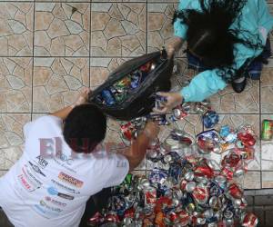 Los niños de las Escuelas Amigables aprenden sobre el compromiso con el planeta.