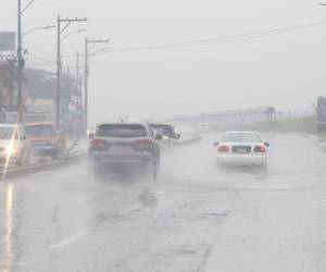 Las precipitaciones en varias zonas de Honduras se deben a la convergencia de viento y humedad proveniente del mar Caribe y el océano Pacífico