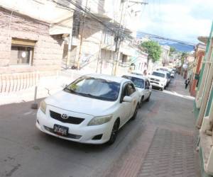 Los trabajos en la avenida Cervantes en el centro de Tegucigalpa ya tienen un avance el 40% reportan las autoridades de la Alcaldía Municipal. En la primera fase los vehículos ya pueden circular.