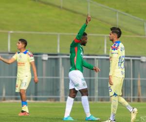 Clayvin Zúniga anotó de penal el gol del triunfo.