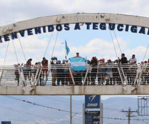 El recorrido de Shin Fujiyama ha tenido el acompañamiento del pueblo hondureño, elementos de la Policía Nacional y youtuberes.