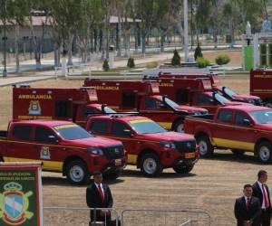 La nueva flota de vehículos se entregó en el campo Parada Marte de la capital de Honduras.