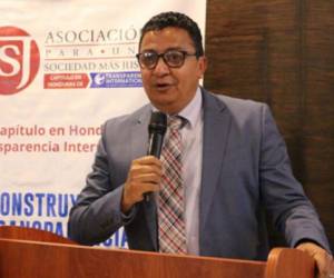 Carlos Hernández, director ejecutivo de la ASJ, lamentó que no hay austeridad en algunas instituciones del gobierno de la presidenta Xiomara Castro.