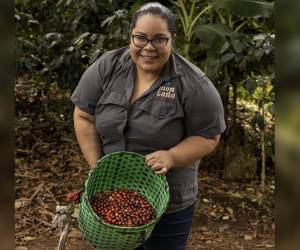 <i>El aroma y sabor del café hondureño conquistan paladares en el escenario global, gracias al talento y dedicación de Monserrath Morazán en el Mundial de Cafés Filtrados.</i>