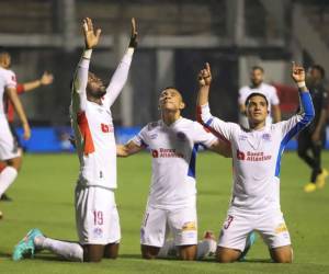 Olimpia ya suma 45 partidos invictos en la Liga Nacional de Honduras.