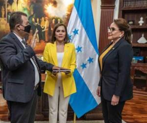 Tras el fallecimiento del embajador Juan Ramón Elvir Salgado, Xiomara Castro nombrará a otra persona en el cargo para mantener las relaciones con Rusia.