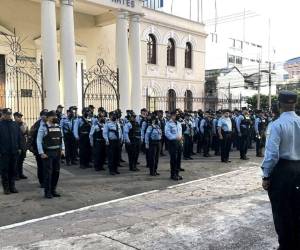 Decenas de agentes serán desplegados por la capital y San Pedro Sula.