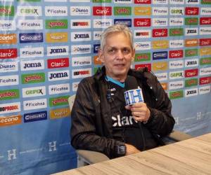 El técnico colombiano, Reinaldo Rueda, dio a conocer la lista oficial de los jugadores hondureños que viajarán al Toyota Stadium para enfrentar a la Selección de Costa Rica.