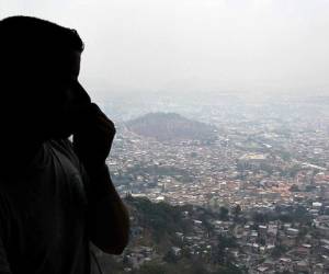 La bruma que cubre la capital de Honduras se incrementó este martes, según el Servicio Meteorológico Nacional.