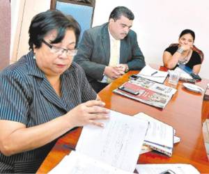 Jacinta Ruiz y otros funcionarios de la UNAH, dijeron que el despido es legal.