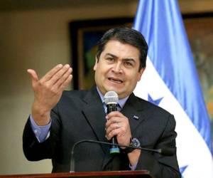 El presidente Juan Orlando Hernández comentó que se reunirá con Jimmy Morales.