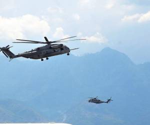 Los marines arribaron el martes a Palmerola, Honduras. (Fotos: cortesía Embajada de Estados Unidos)