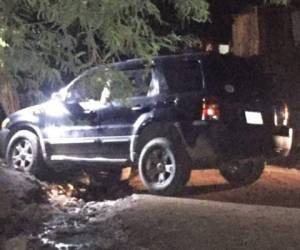 La dirigente nacionalista Mercedes Oliva Nieto se conducía en su camioneta Ford Scape negra, placa PDS 7430, cuando fue atacada a balazos.