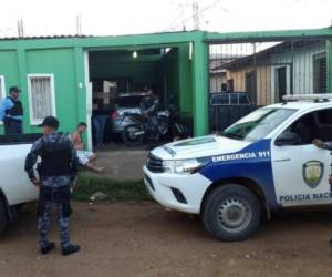 Elementos de la Policía Nacional y del Escuadrón Cobras capturaron a una persona en esta vivienda.