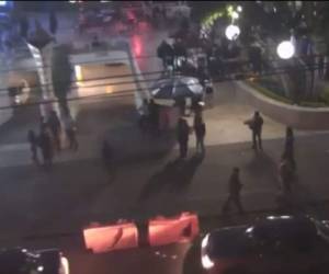 Esta es una captura del video que registró el terrible asesinato contra un educador en México.