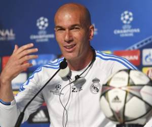 El francés Zinedine Zidane esta en los planes de Florentino Pérez después de ganar la undésima. Foto: AP.