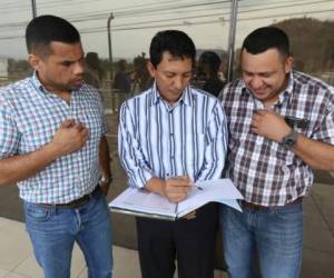 Los sindicalistas de la ENEE se oponen a que se siga incentivando a los generadores de energía renovable, foto: Alex Pérez/El Heraldo.