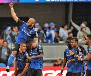 Víctor 'Muma' Bernárdez en su equipo el San José Earthquackes de la MLS (Foto: Agencias)