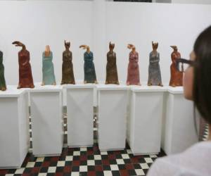Son 22 las esculturas en cerámica que conforman la exposición.