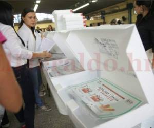 Las maletas electoral comenzarán a ser distribuidas a partir de este lunes 6 de marzo (Foto: Mario Urrutia/ El Heraldo Honduras/ Noticias de Honduras)