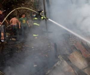 El Cuerpo de Bomberos pide a la población realizar mantenimientos periódicos en las instalaciones eléctricas de las viviendas.