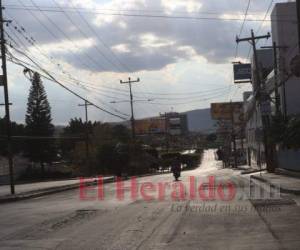 En la siguiente cuadra -de esta toma del bulevar Morazán- se ubica la vía de acceso que estará cerrado las próximas dos semanas.