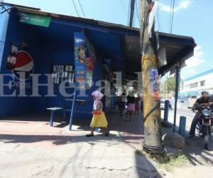 Herida resultó la dueña de esta pulperíalocalizada en una esquina del bulevar Comunidad Económica Europea (CEE), en la entrada de la colonia La Pradera de Comayagüela, foto: Alex Pérez / EL HERALDO.