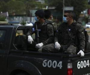 Los agentes de seguridad realizan operativos preventivos en los barrios y colonias del Distrito Central.