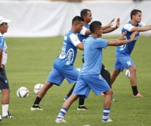 Los jugadores trabajan fuerte para enfrentar el duelo ante Canadá (Foto: Delmer Martínez)