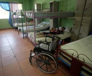 Por el día este centro pasa vacío debido a que los enfermos están recibiendo consulta en los diferentes hospitales. Foto: Johny Magallanes/EL HERALDO.