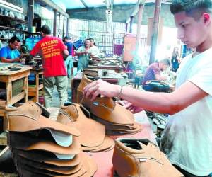 Cada vez más hondureños están creando sus propios emprendimientos por la falta de empleo que se registra en el país.