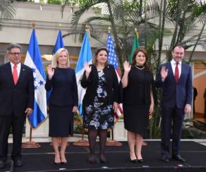 Carlos Castañeda, canciller de El Salvador; Kirstjen Nielsen, secretaria de Seguridad de Estados Unidos; Sandra Jovel, canciller de Guatemala; María Dolores Agüero, canciller de Honduras; y Luis Videgaray, canciller de México.