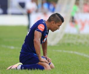 Kevin López y la impotencia de los jugadores azules cuando llegan al marco de enfrente; Motagua urge de golear para ganar (Foto: EL HERALDO)