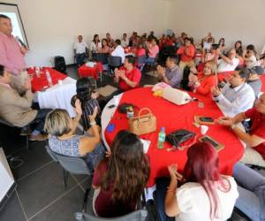 Luis Zelaya presidió un encuentro con sus candidatos por Comayagua.