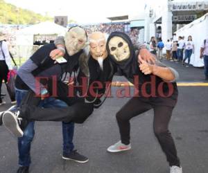Estos tres enmascarados se robaron el show con sus ocurrencias en los desfiles del 15 de septiembre del 2017. Foto: José López Trejo/EL HERALDO.