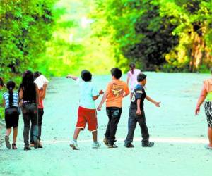 Los traficantes de ilegales cobran entre seis mil y siete mil dólares por llevar a un niño a Estados Unidos.