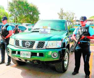 Esta camioneta propiedad de Osman Zamora fue decomisada por la DPI, en ella se encontraron evidencias del asesinato.