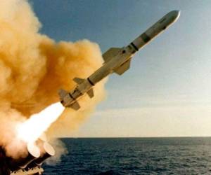 Corea del Norte comienza a trabajar en una versión del misil soviético Scud-B (de un alcance de 300 km). Probado en 1984.