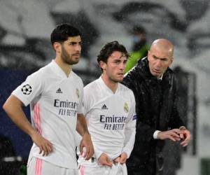 'La Liga siempre es muy complicada y lo va a ser hasta el final', aseguró Zidane.