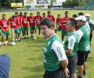 Héctor Vargas y Jorge Ernesto Pineda en su presentación.