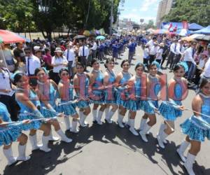 Las talentosas y hermosas jóvenes del Instituto Renacimiento. Foto: David Romero/ELHERALDO