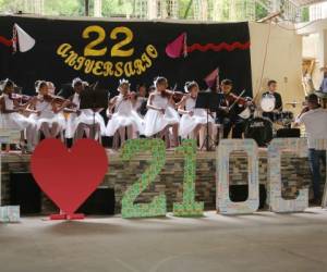 El Instituto 21 de Octubre celebra su 21 aniversario con un concierto musical.