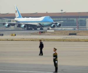 Tras su arresto el viernes, después de una denuncia anónima al número de emergencia 911, Fells admitió haber fabricado el artefacto que alertó a las autoridades en el aeropuerto. (Foto: AFP/ El Heraldo Honduras/ Noticias Honduras