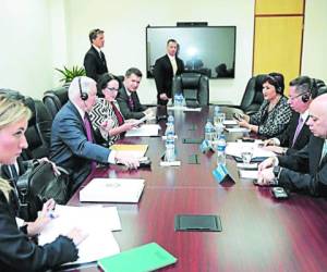 Los cuatro fiscales se reunieron en El Salvador, donde se comprometieron a trabajar conjuntamente para combatir el crimen.