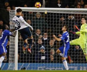 Tottenham se quedó con el invicto del Chelsea que tenía 13 fechas sin perder (Foto: Agencias/ AFP /Deportes El Heraldo / Noticias de Honduras / El Heraldo Honduras)